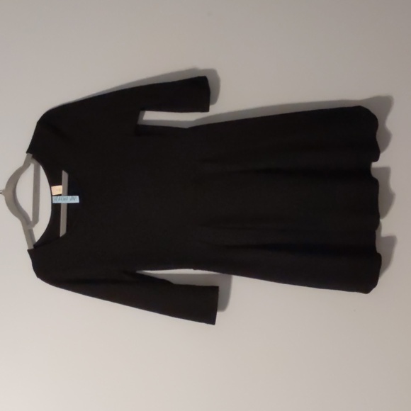 dina be Dresses & Skirts - Dina Be 3-Quarter Length Dress